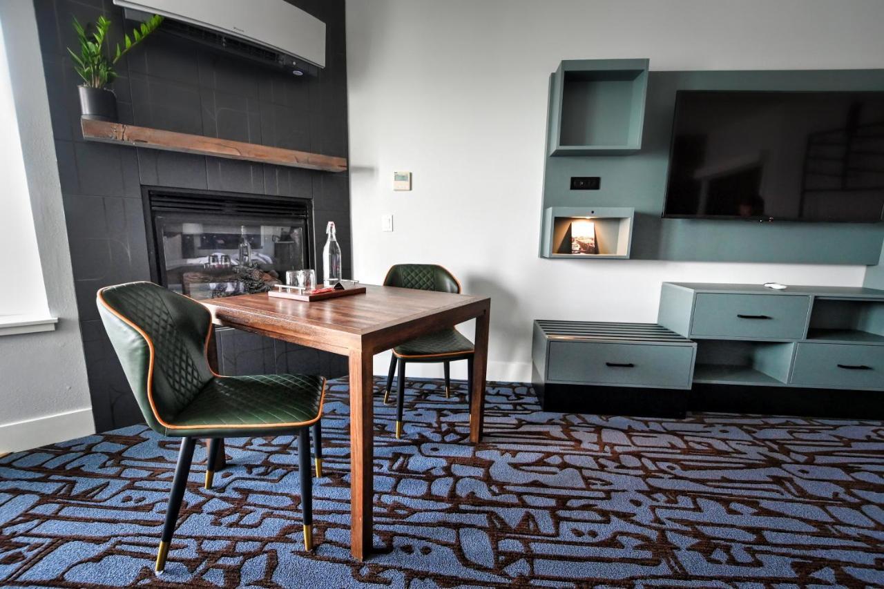 Cannery Pier Hotel & Spa 아스토리아 외부 사진