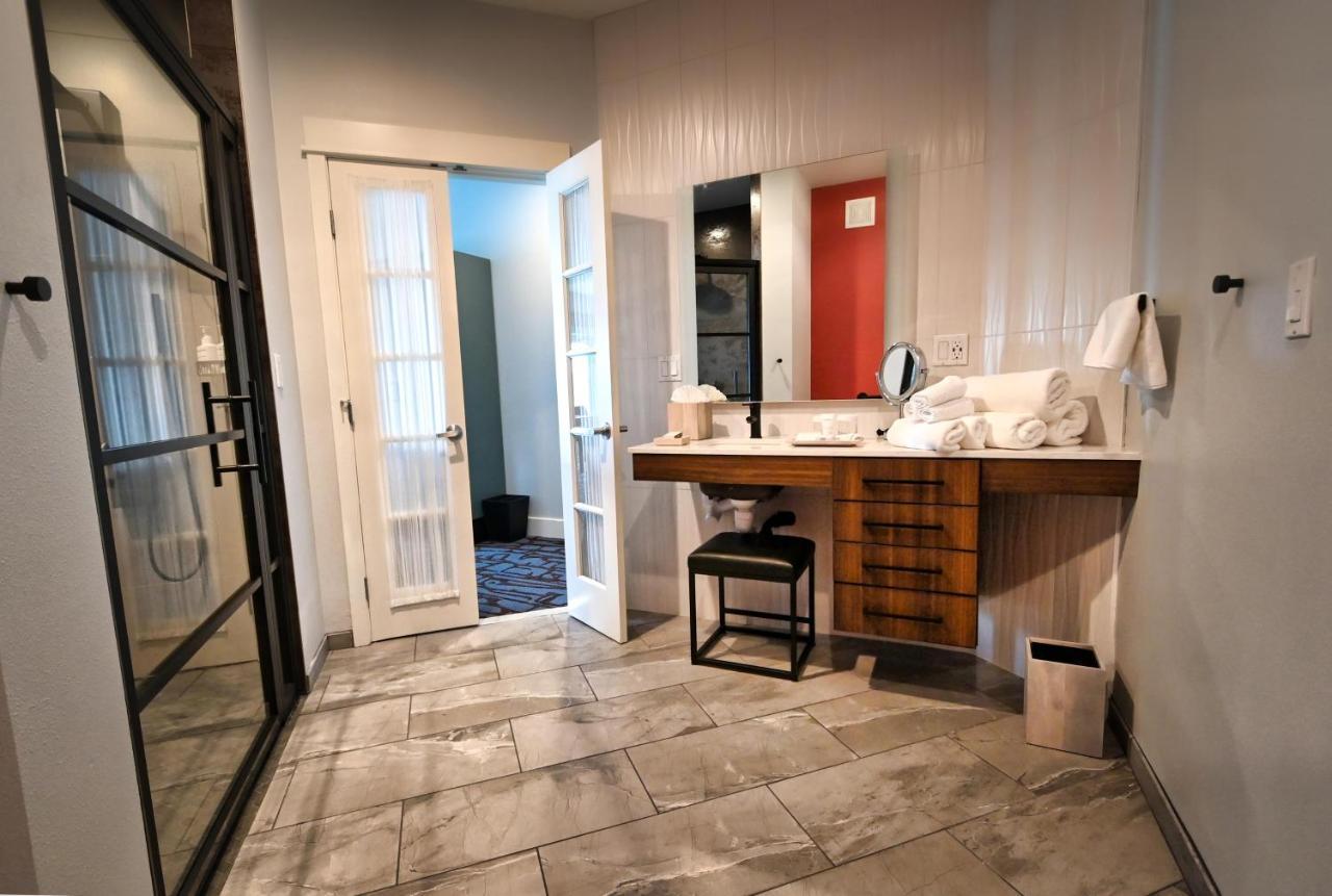 Cannery Pier Hotel & Spa 아스토리아 외부 사진