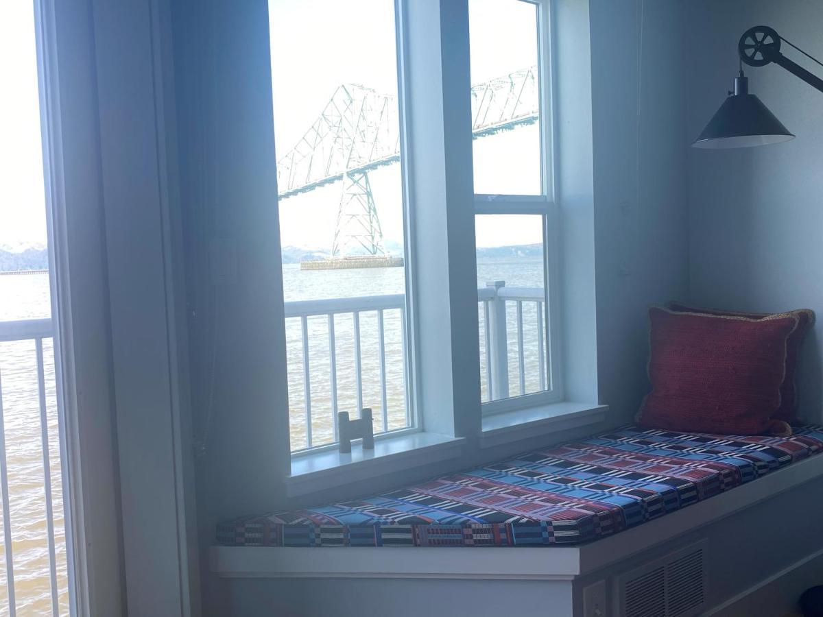 Cannery Pier Hotel & Spa 아스토리아 외부 사진