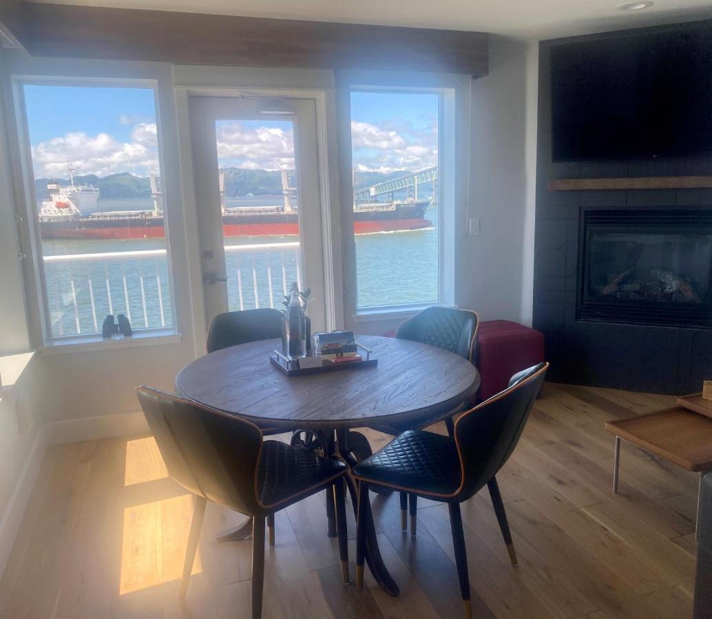 Cannery Pier Hotel & Spa 아스토리아 외부 사진