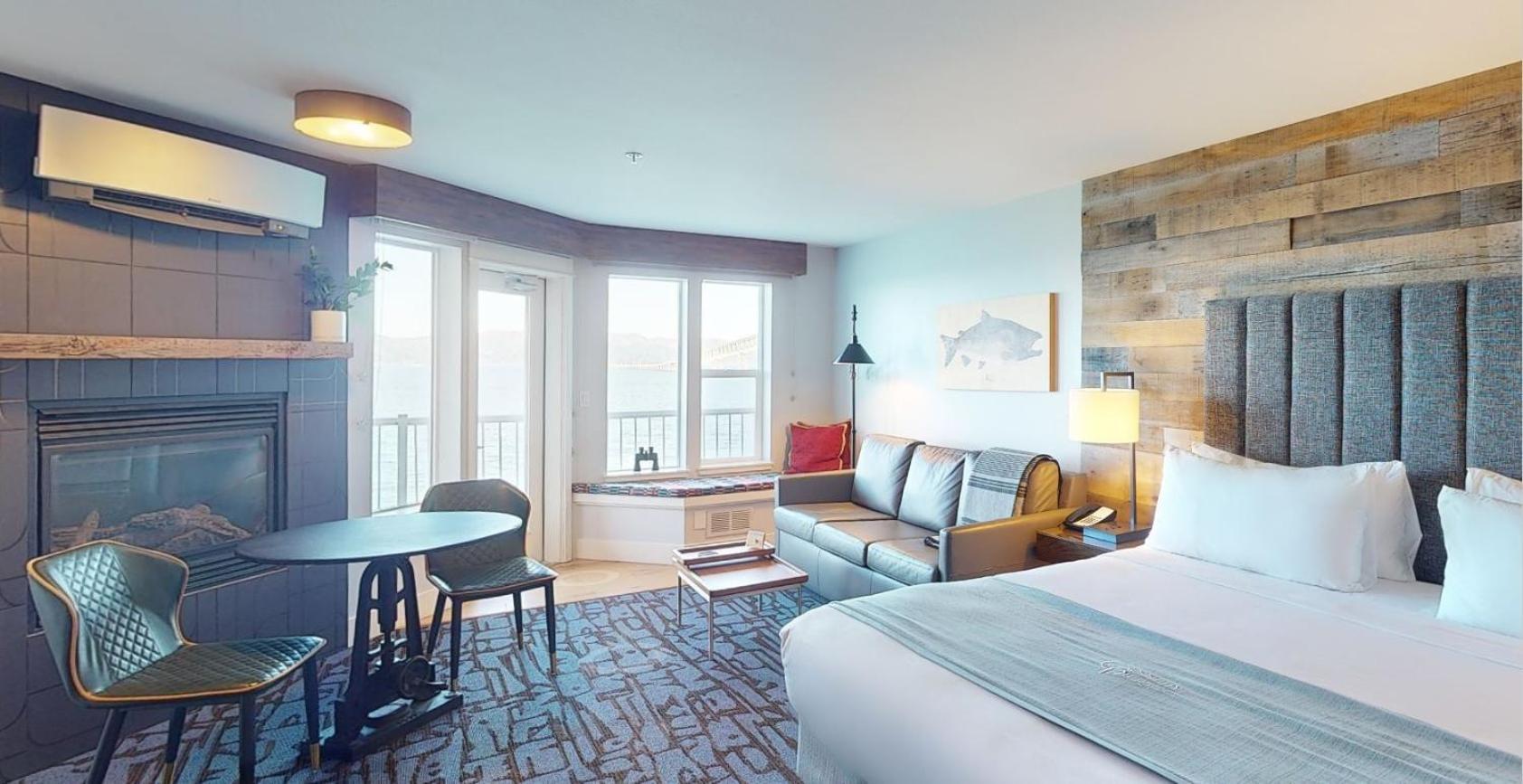 Cannery Pier Hotel & Spa 아스토리아 객실 사진